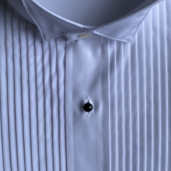 NWT tuxedo wingtip pleated white shirt by Classix for men - Picture 4 of 5